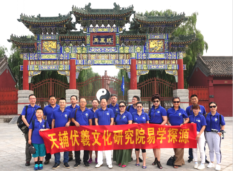 蘇柏逞:立秋云逸天也蓝,气爽心情妙... ...